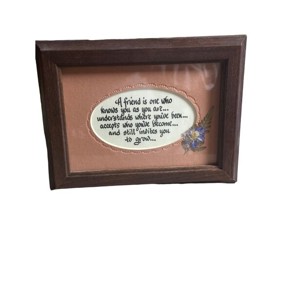 Vintage Alice Moore Gallery A Friend is one…saying with Presses Flowers Gatlinbu - Picture 1 of 5